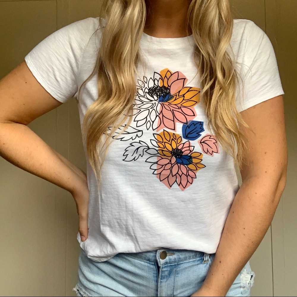 Floral graphic tee
